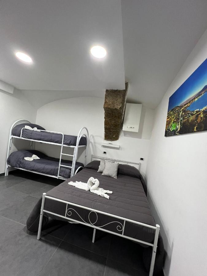 Apartamento House Della Grotta Nápoles Exterior foto