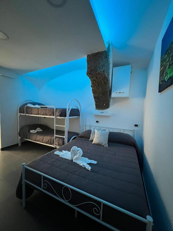Apartamento House Della Grotta Nápoles Exterior foto